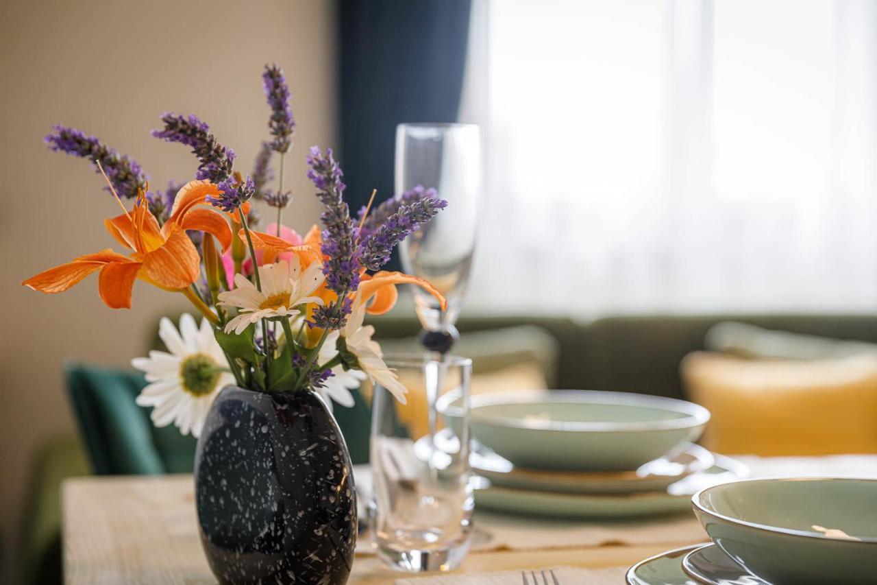 Apartments Olivia & Navy, Silo 외부 사진
