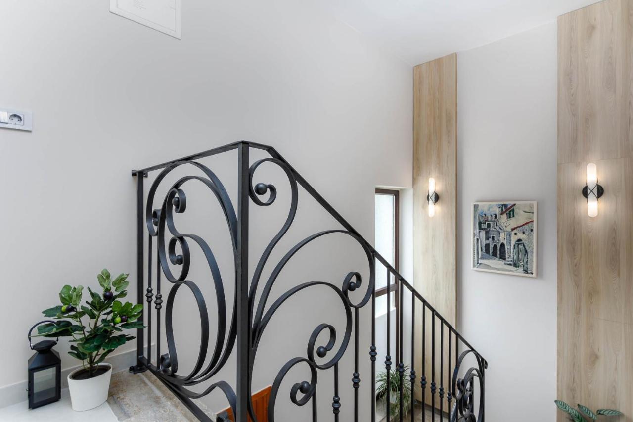 Apartments Olivia & Navy, Silo 외부 사진